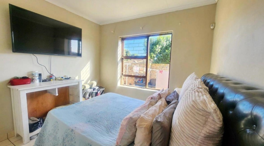 2 Bedroom Property for Sale in Campher Park Eastern Cape